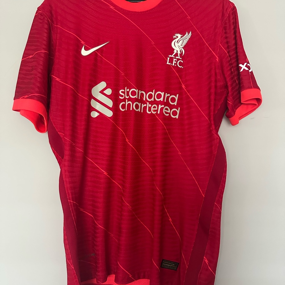 Nike Liverpool FC Scarlet Jersey Salah